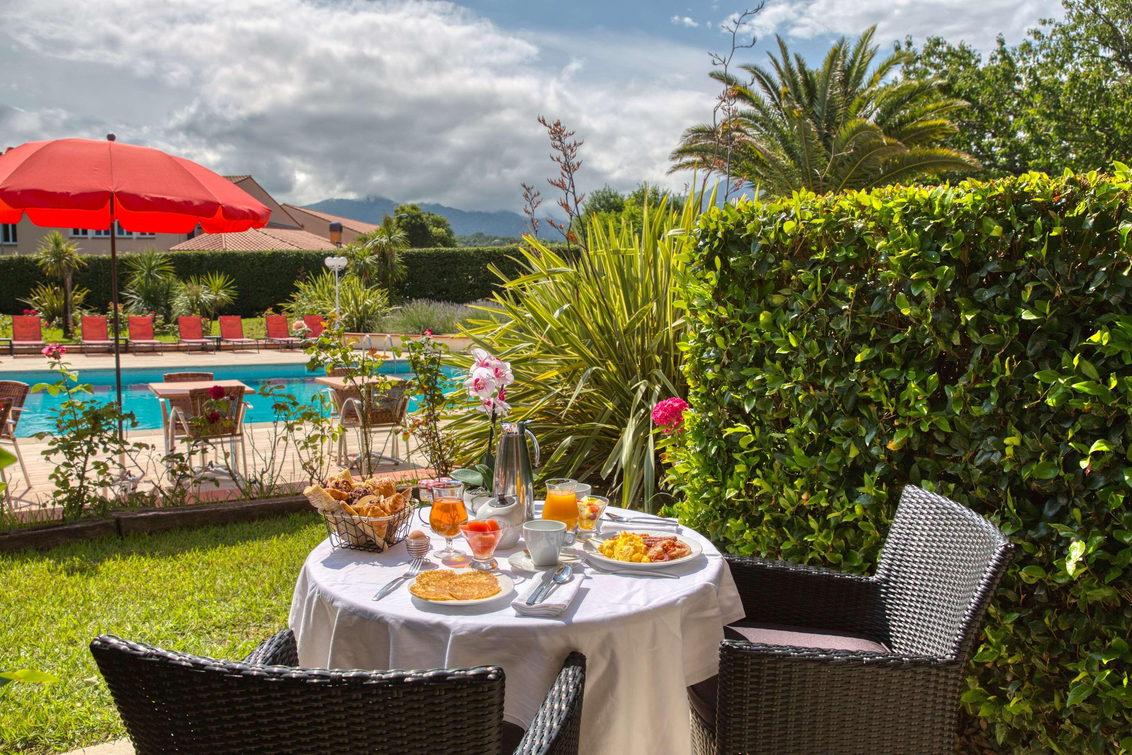 Best Western Le Vauban Prades  Luaran gambar